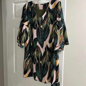 V Neck Bell Sleeve Casual Loose Short Shift Dress, Size small